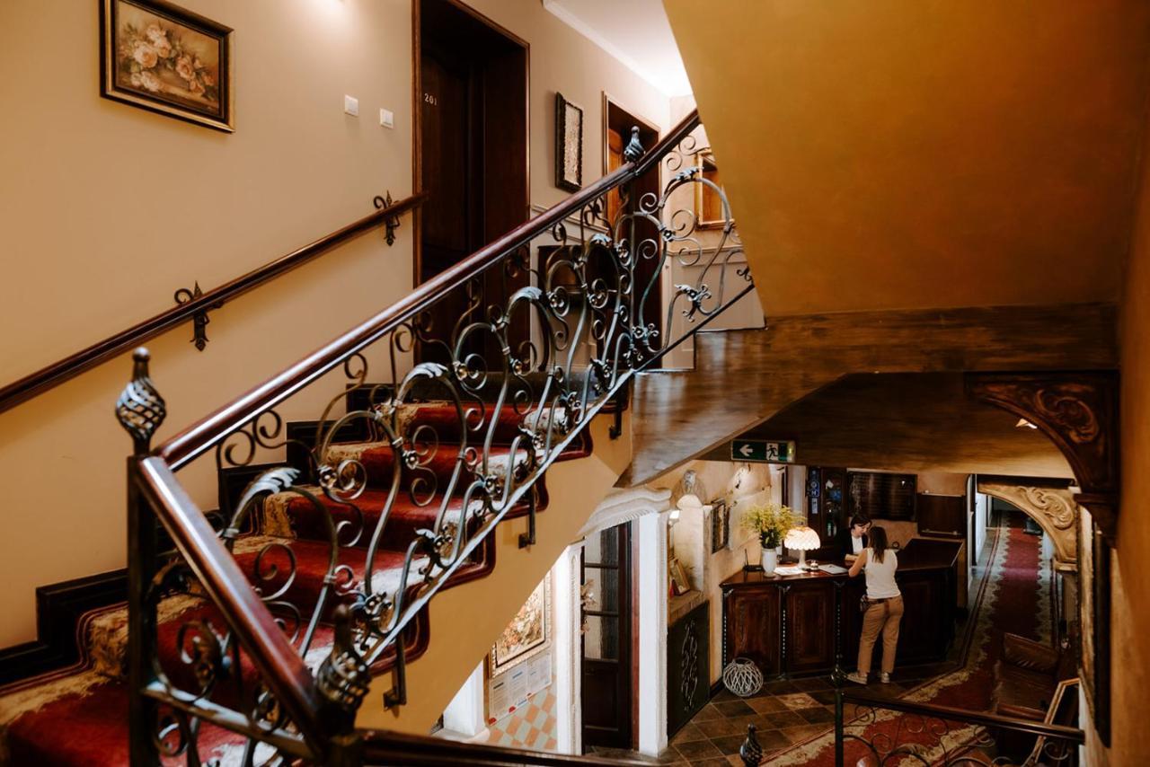 Hotel Senator Замосць Экстерьер фото