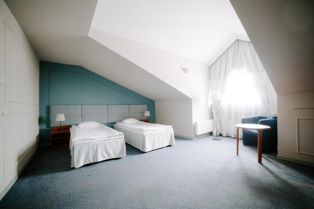 Hotel Senator Замосць Экстерьер фото