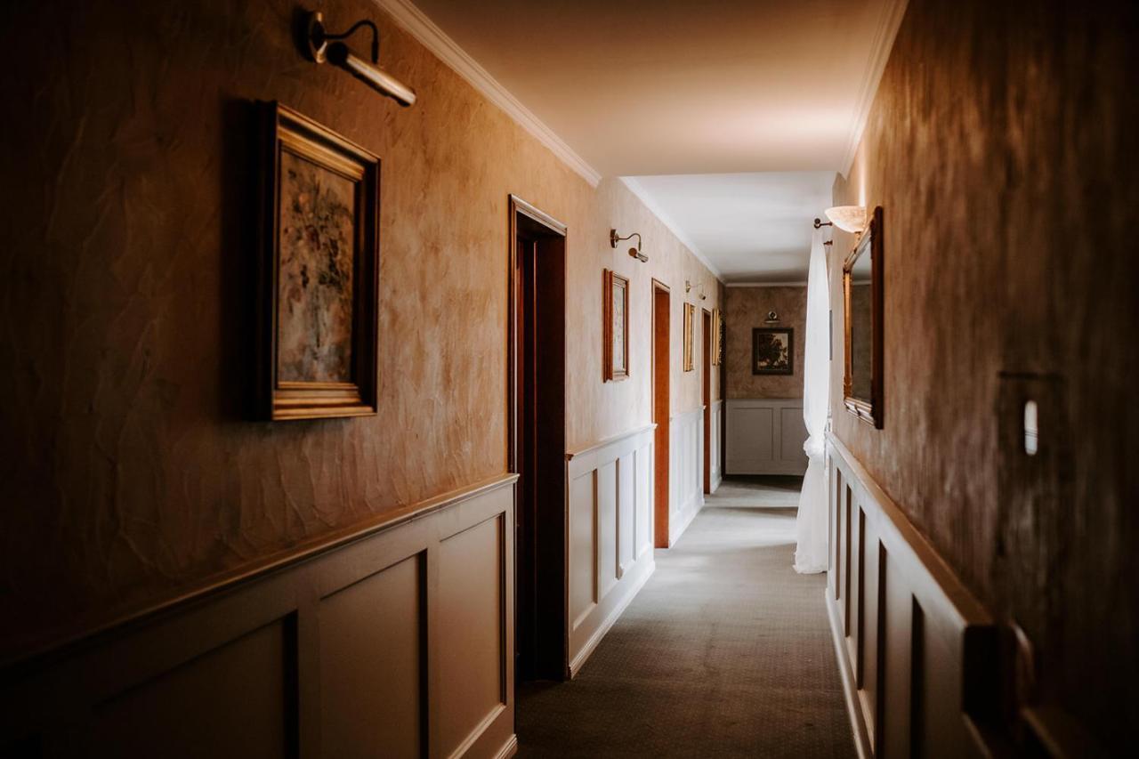 Hotel Senator Замосць Экстерьер фото